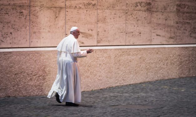 Intencja modlitewna papieża Franciszka na maj 2021