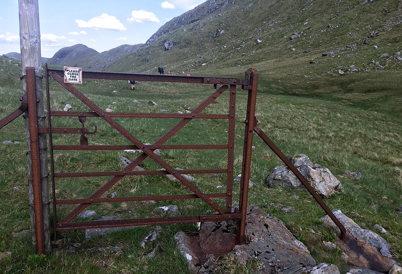 Ogłoszenia, 4 N. Wielkanocna, Essendon, Richmond i Oakleigh, 26 kwietnia 2026 roku